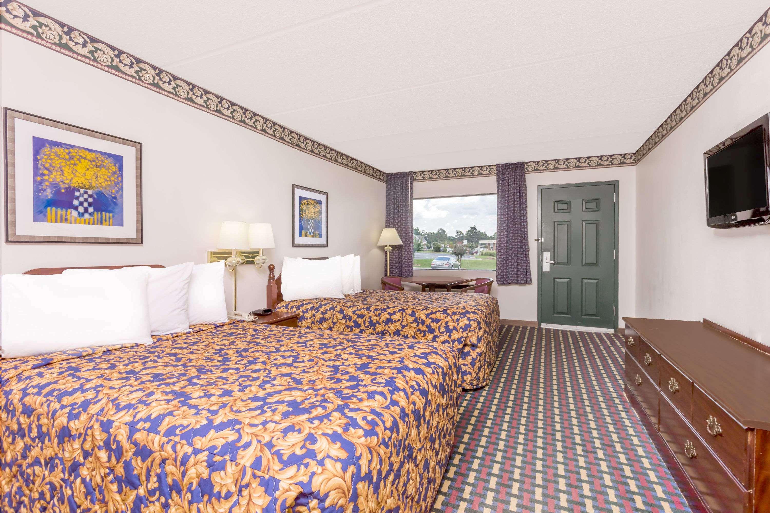 Howard Johnson By Wyndham Perry Ga Екстер'єр фото